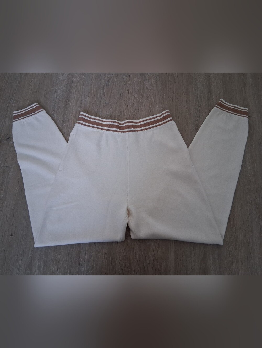 PINK Victoria's Secret Cream High-Waist Joggers with Tan Stripe Waistband - Picture 5 of 8